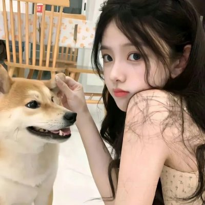 圣洁的艾曼妞